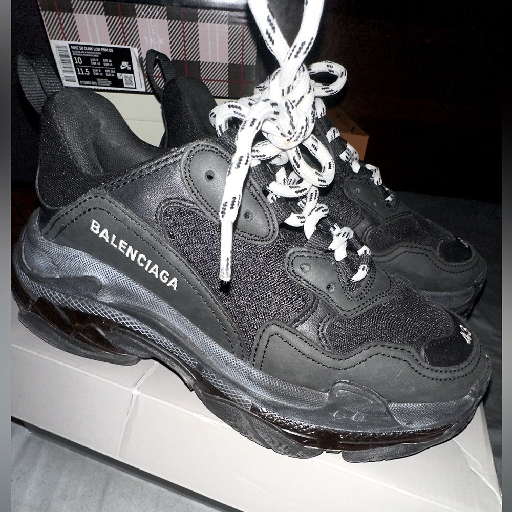 Balenciaga Triple S